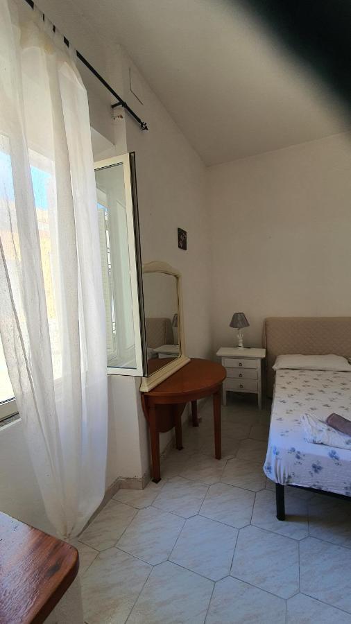 Fagicamera Hotel Олбия Екстериор снимка