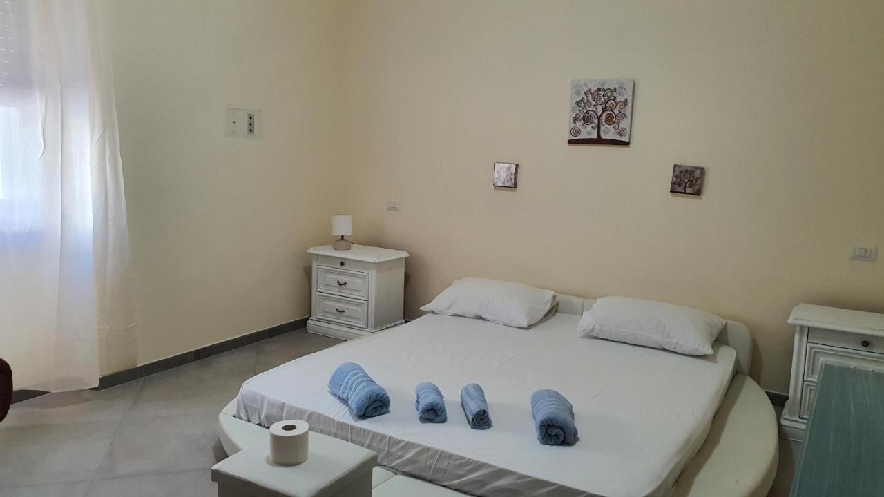 Fagicamera Hotel Олбия Екстериор снимка