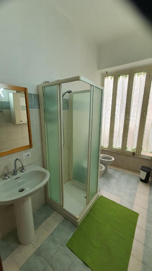 Fagicamera Hotel Олбия Екстериор снимка